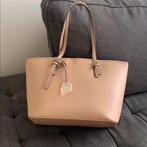 Tan/Cream Tote